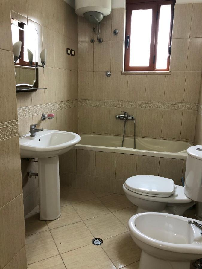 Villa Garden Μπεράτ Εξωτερικό φωτογραφία