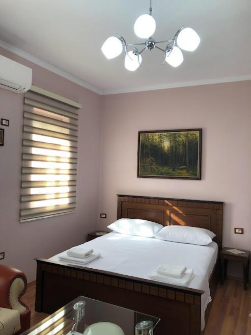 Villa Garden Μπεράτ Εξωτερικό φωτογραφία