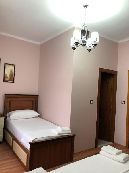 Villa Garden Μπεράτ Εξωτερικό φωτογραφία